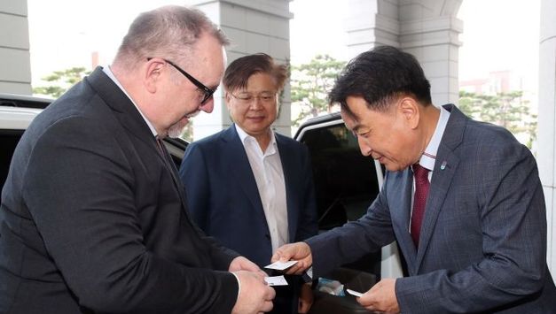 충북도와 스웨덴, 따뜻한 만남으로 시작되는 글로벌 동행