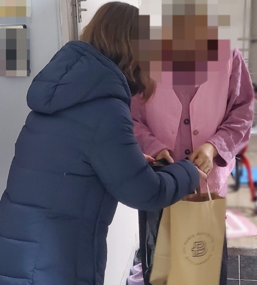 수원시 영통구 영통1동, 저소득 홀몸어르신에 간식 지원