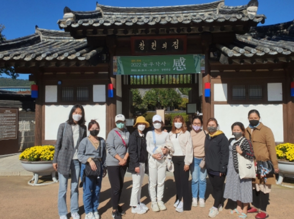 이중언어강사 양성과정 수료자 단체사진, 문화로배우는한국어