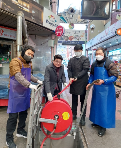 홍국표 의원, 창동골목시장 화재 현장 긴급 점검
