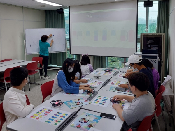 거제시, KT IT 서포터즈 연계 학교 밖 청소년 IT교육 운영