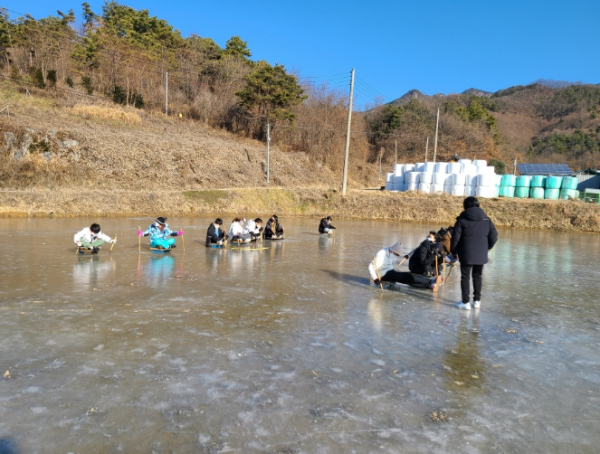 보은군 장안면, 얼음썰매장 개장... 썰매 타러 오세요