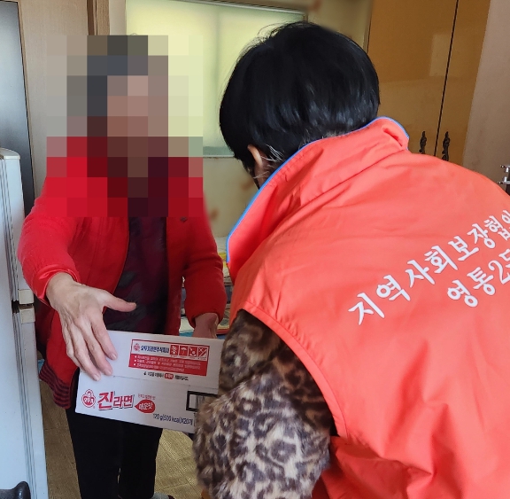 '사랑하리! 나누리! 행복하리!' 수원시 영통구 영통2동, 취약계층 대상 사랑의 반찬나눔 실시