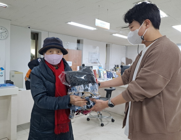 수원시 팔달구 매산동, 폐지 줍는 어르신들을 위한 따뜻한 손길