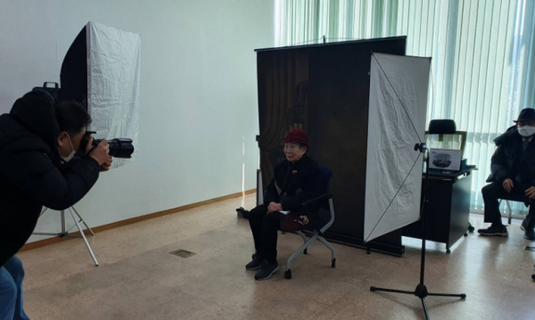 양평군 옥천면, 어르신을 위한 행복한 장수사진 촬영