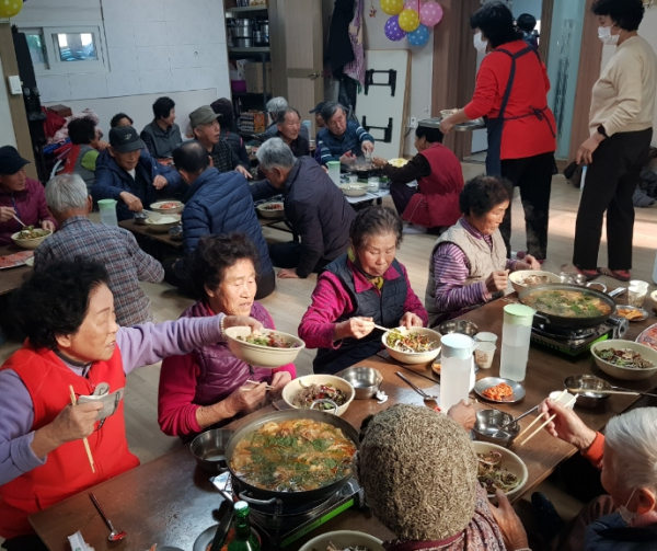 어르신 잘 섬기는, 살기 좋은 마을 여주시 점동면 덕평1리
