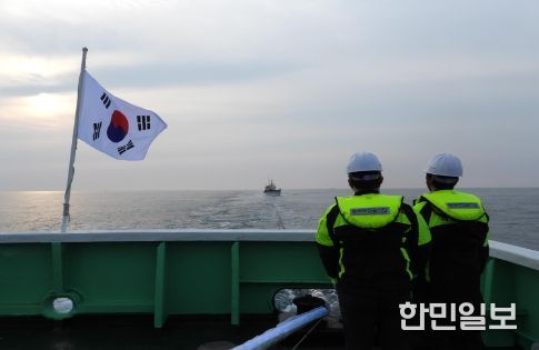 해양수산부 동해어업관리단, 조난어선 긴급 구조 예인
