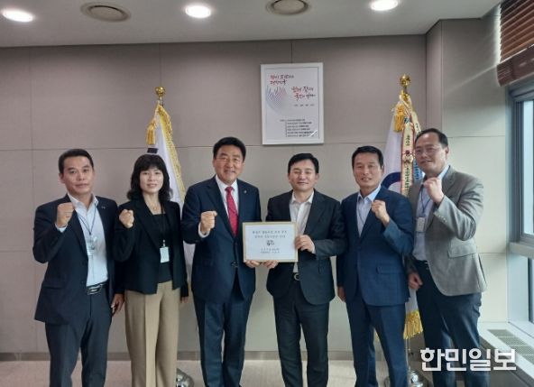 국민의힘 석호현 화성시병 당협위원장, 국토교통부 원희룡 장관 면담