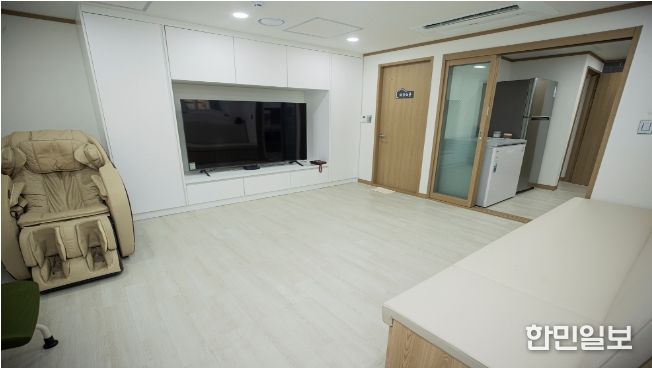 최근 리모델링된 양천구 구립 강월경로당 내부 전경
