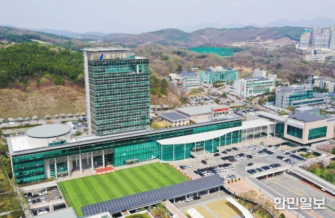용인특례시 청사 전경.