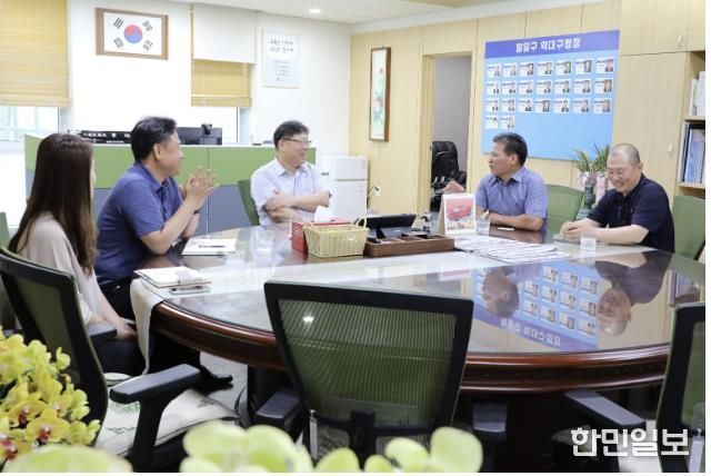 이상균 수원시 팔달구청장, 환경관리원 노조임원과의 차담회 가져
