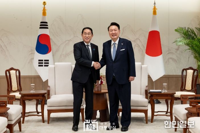 9월 6일 윤석열 대통령은 방한한 기시다 후미오 일본 총리와 한일 정상회담을 가졌다.