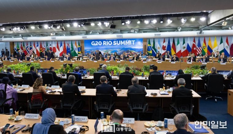 11월 18일 윤석열 대통령은 리우데자네이루 G20 정상회의 글로벌 기아·빈곤퇴치 연합 출범식에 참석했다.