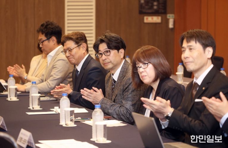 11(금요일) 윤원석 청장은 오라카이 송도파크호텔 2층 로즈홀에서 일본 투자기업 CEO를 초청해 오찬 간담회를 열었다.