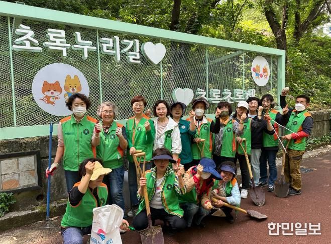 부산 북구 만덕3동 자율방재단, 여름철 우기 대비 승수로 정비 ‘만전’