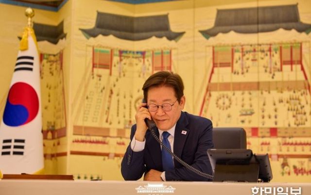 이재명 대통령, 자파로프 키르기스스탄 대통령과 첫 통화