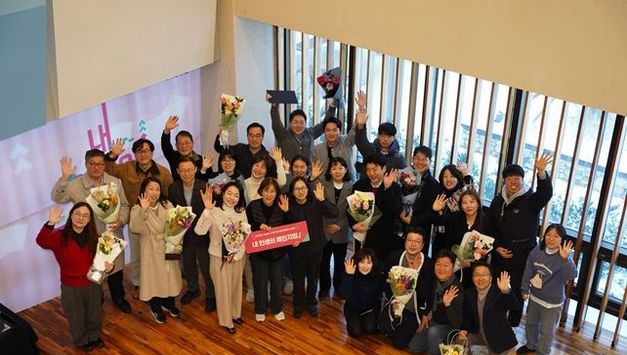 서울시, 서울런4050 우수사례 17편 선정…중장년 재도약 이끈 생생한 성공 비결 공개