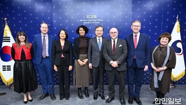 조현 외교부 장관, 영국 고위급 대표단 접견