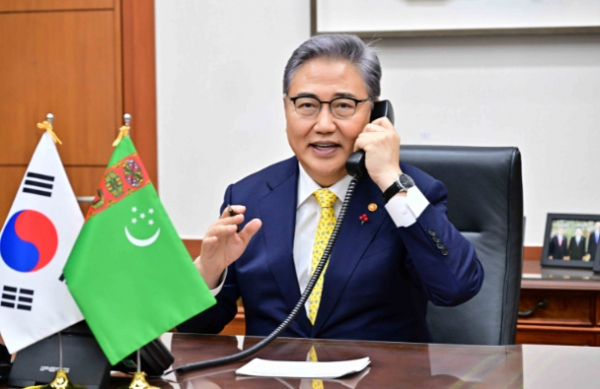 한-투르크메니스탄 외교장관 통화