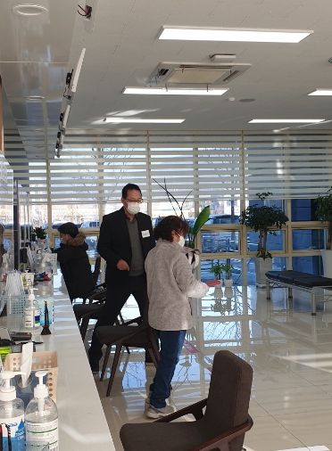 양주시 회천4동 통장협의회, 민원실 안내 도우미 자원봉사 자청