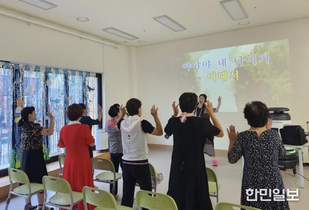 시흥시외국인복지센터, 국내 체류 동포 어르신 대상 정착지원 사업 운영