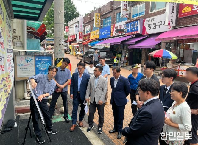 안양시의회 총무경제위원회, 관양시장 경관조명 사업 현장 점검