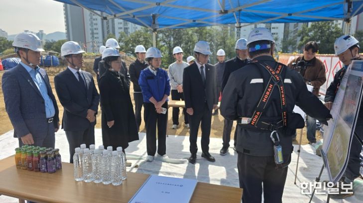 안양시의회 도시건설위원회, 비산 ‧ 포일 통합정수장 현대화 사업 현장 방문