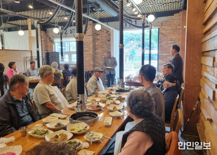 고양시 가좌동, ‘노인의 날 기념 경로잔치’ 개최