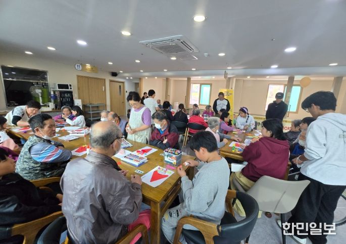 금산군 청소년수련관 동아리연합 마음쿡·하나지 봉사활동