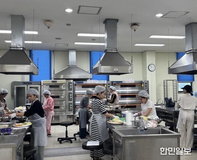 더 큰 행복 포천시가족센터, 결혼이민자 정착단계별 지원 ‘한식 요리 교실’ 운영
