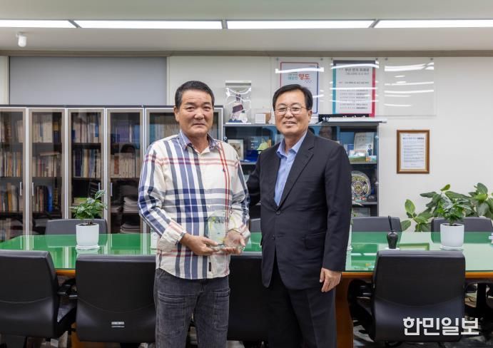 영도구, 화재 현장 구조 의인 감사패 전달