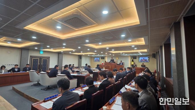 제379회 장수군의회 임시회 제2차 본회의