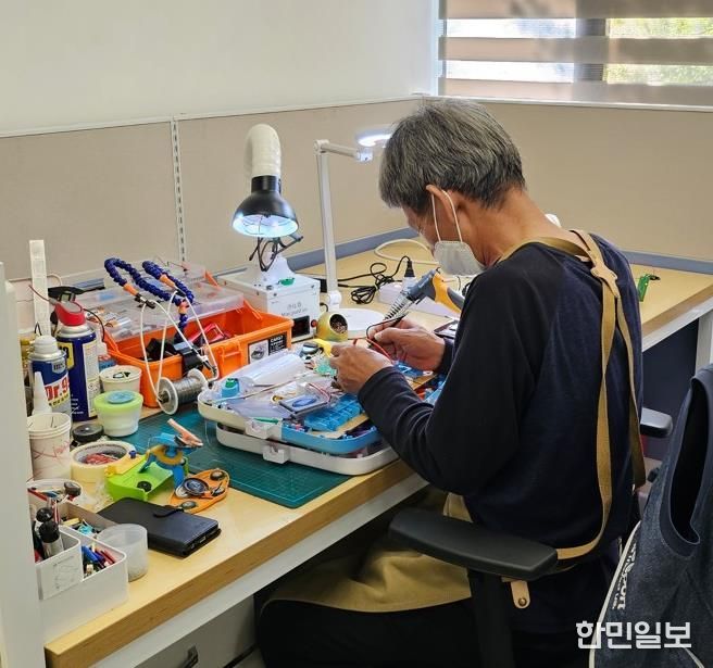 강동구 장난감 수리센터 현장