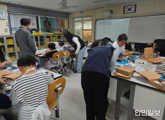 사회공헌 네트워크와 함께 우도 봉사 동참