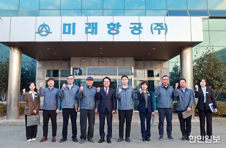 사천시장, 우주항공기업 현장 방문