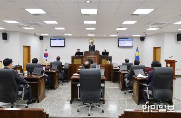 산청군의회, 제309회 임시회 개회