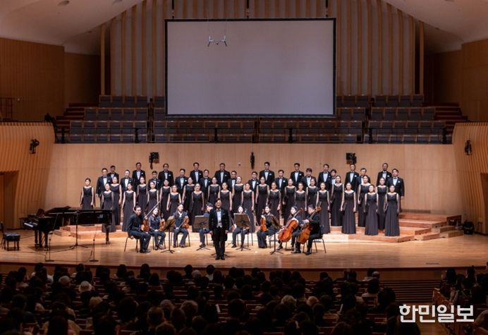 인천시립합창단 공연 사진