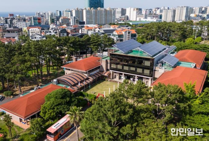 제주시 탐라도서관