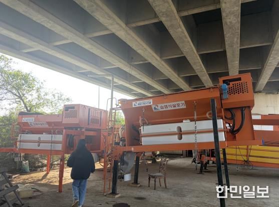 천안시 서북구가 동절기 제설작업을 앞두고 안전교육을 진행하고 있다.