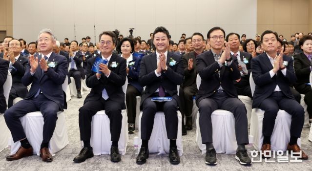 김진경 의장, NH농협은행 경기본부 신사옥 준공식 참석...경기도 금융과 농업 발전의 구심점 역할 당부