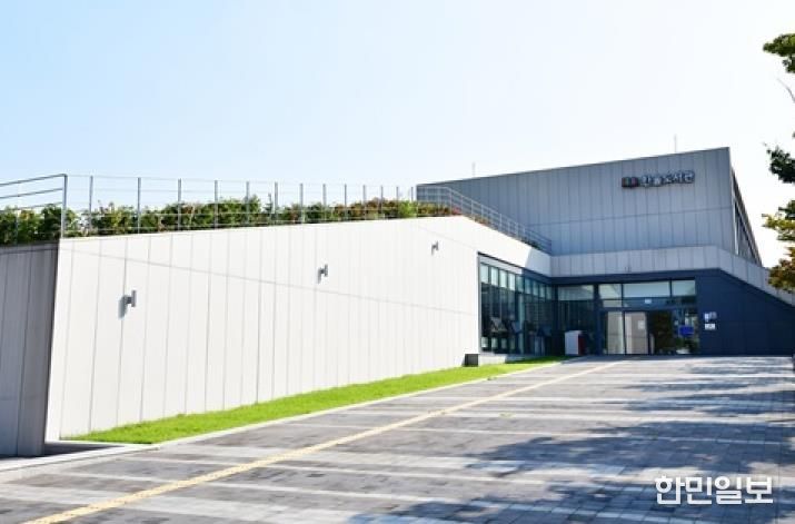 파주시 한울도서관, 발달장애 청년 대상으로 장애 특화 독서 프로그램‘책 읽는 목공’운영