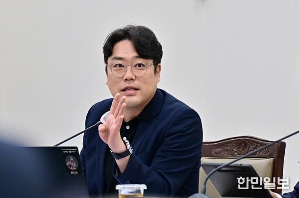 반선호 시의원‧전국교육공무직본부 부산지부 공동토론회 개최… 청소노동 환경 개선 요구 확산