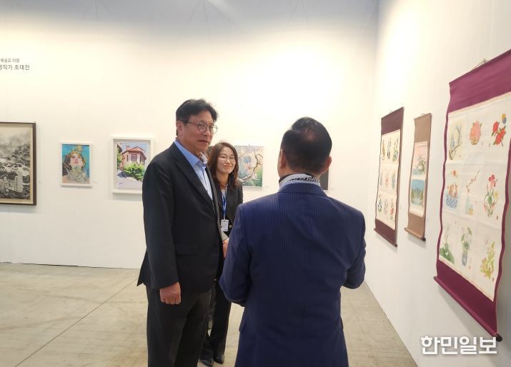 인천아트쇼에서 ‘인천학생작가 초대전’