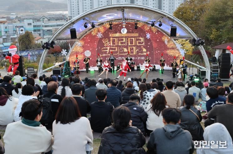 2025 미리미리 크리스마스 Vol. 2 공연 모습