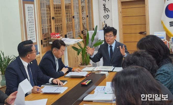 윤건영 교육감, 미래교육을 위해 지방교육재정 안정화가 최우선 과제