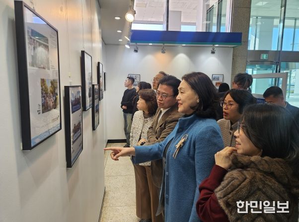 대전동부교육지원청 사진전(교육장님)