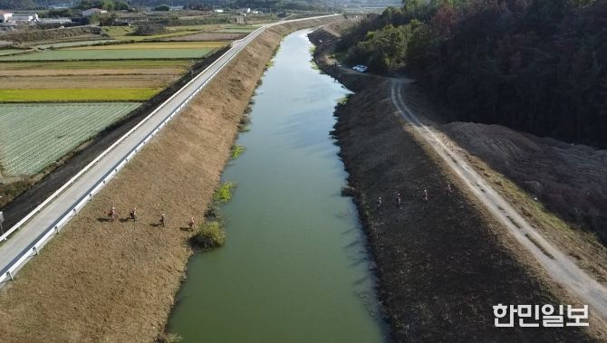 창녕천 하천제방 정비 전경