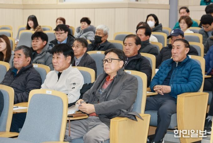 읍·면지역사회보장협의체 위원 및 명예사회복지공무원 역량강화