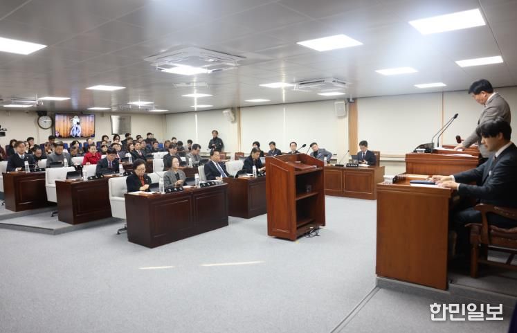 영주시의회, 제297회 제2차 정례회,제2차 본회의 개의