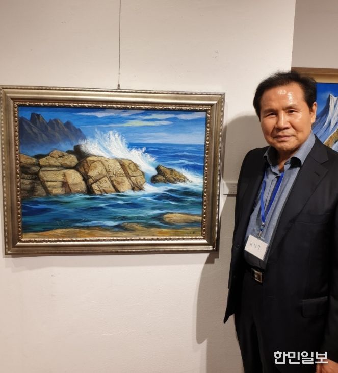 약사 출신 화가 이상락 씨, 고향사랑기부금 2000만원 기부